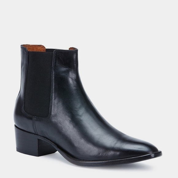 FRYE BLACK DARA CHELSEA ANKLE BOOT SLIP ON WOMENS sz 6